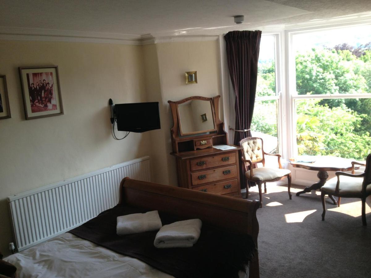 Harefield Hall Gasthof 2*