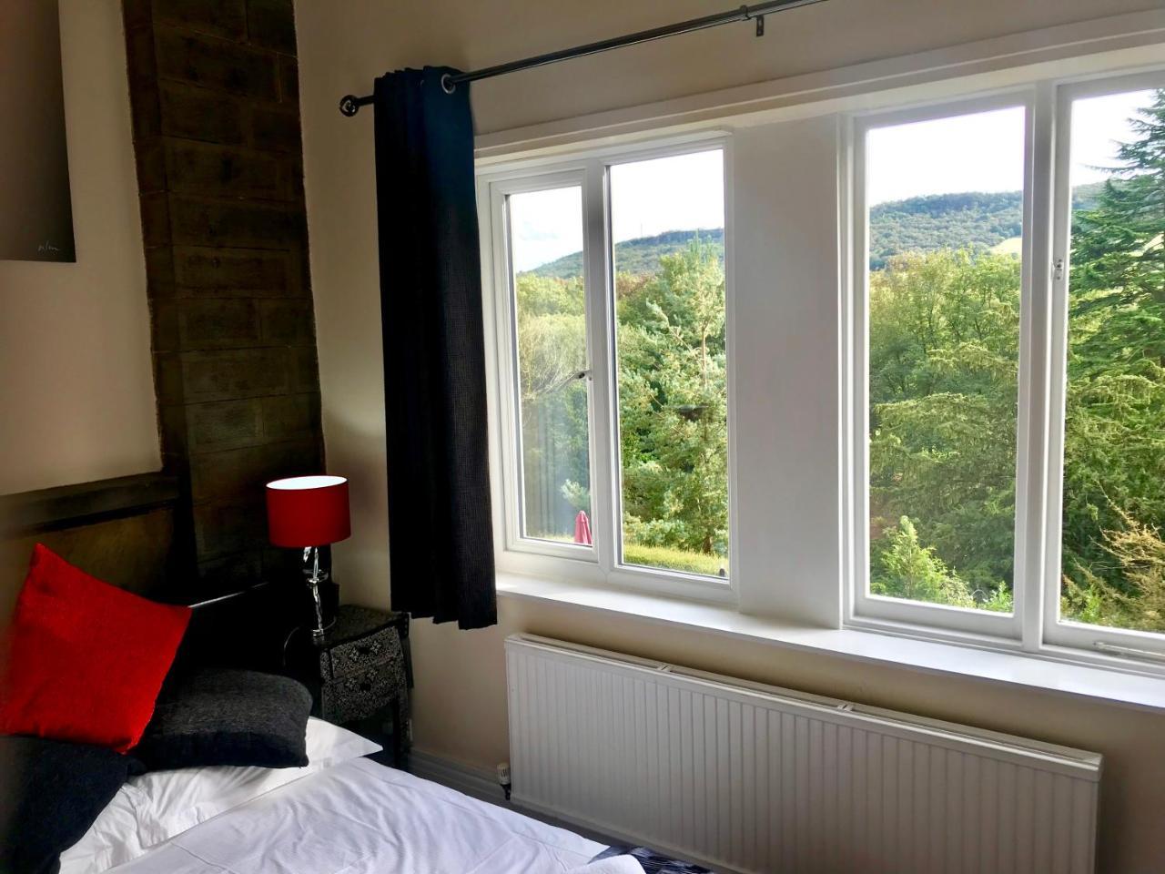 Harefield Hall 2* Pateley Bridge
