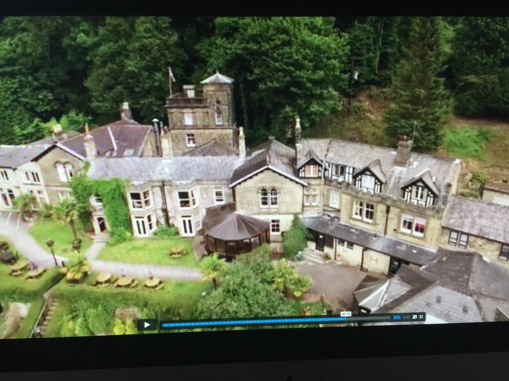 Harefield Hall 2*